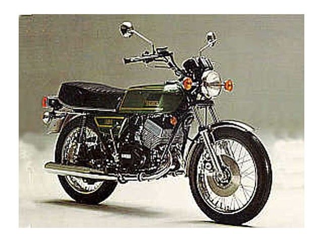 1976年 RD400 ジェネバグリーン(カタログメイン)