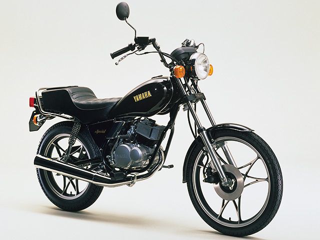 1980年 RX50 Special キャストホイール ニューヤマハブラック(カタログメイン)