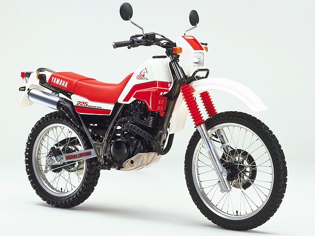 1987年 SEROW 225 ホワイト/チャピイレッド(カタログメイン)