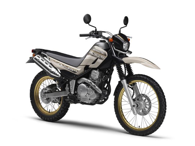 2014年 SEROW 250 ベージュ(カタログメイン)