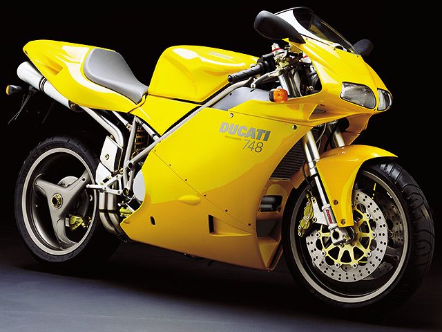 2002年 748 (カタログメイン)