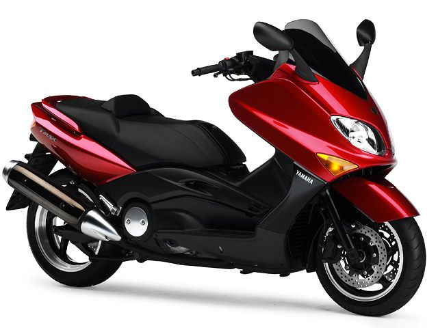 2005年 TMAX ディープレッドメタリックK(カタログメイン)