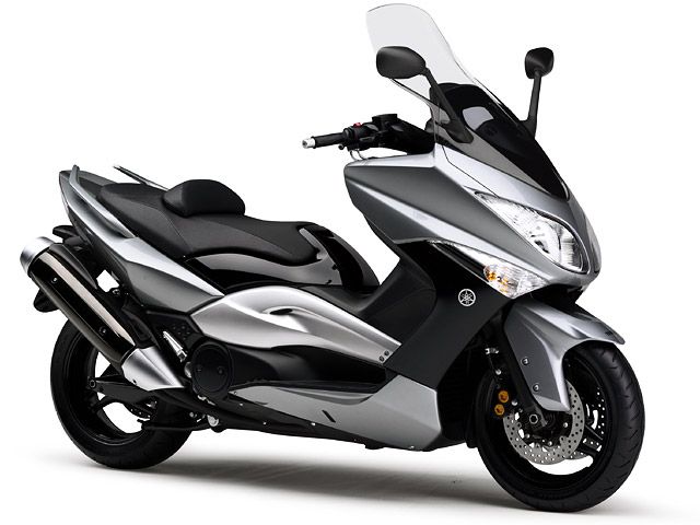 2010年 TMAX ハイテックシルバー(カタログメイン)