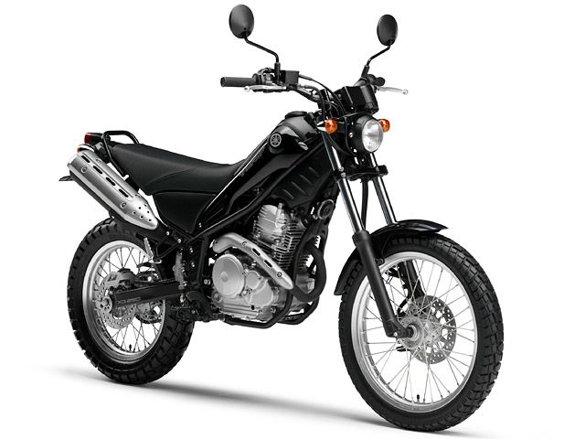 2010年 tricker XG250 マットブラック2(カタログメイン)