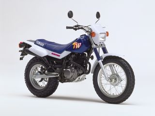 1993年 TW200