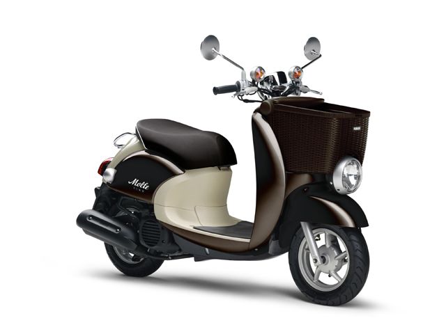 2011年 Vino Molfe ダークレデッシュグレーメタリック2(カタログメイン)