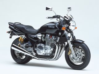 1998年 XJR1300ブラック2