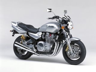 1999年 XJR1300シルバーメタリック1