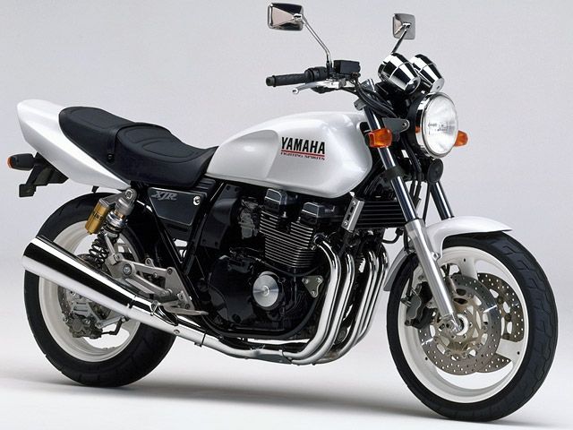 1994年 XJR400S ブルーイッシュホワイトカクテル2(カタログメイン)
