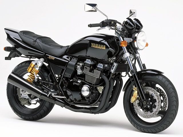 1999年 XJR400R ブラック2(カタログメイン)