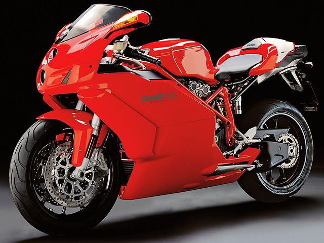 2005年 749S (カタログメイン)