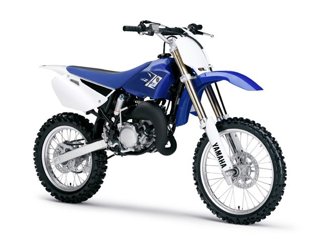 2013年 YZ85LW ディープパープリッシュブルーソリッドE(カタログメイン)