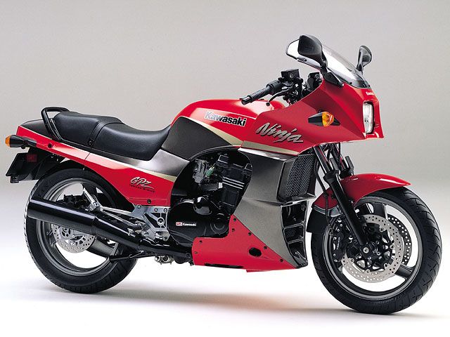 1999年 GPZ900R Ninja ファイアクラッカーレッド×メタリックグレーストーン(カタログメイン)