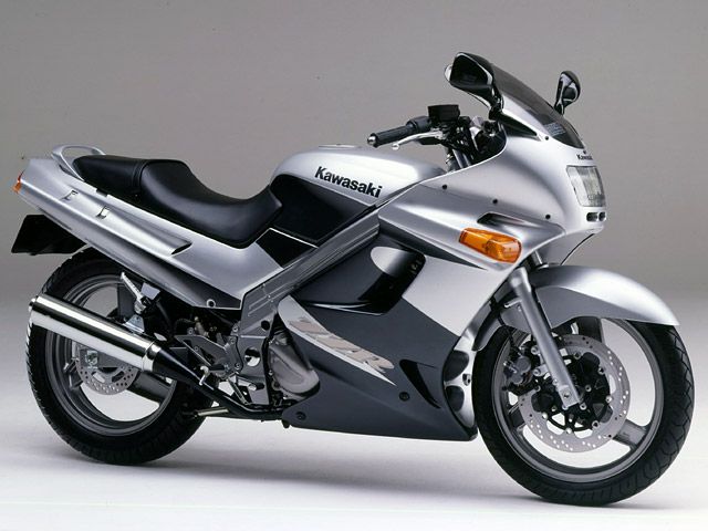 1998年 ZZR250 (カタログメイン)