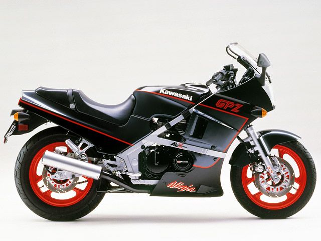 1986年 GPZ400R LIMITED (カタログメイン)
