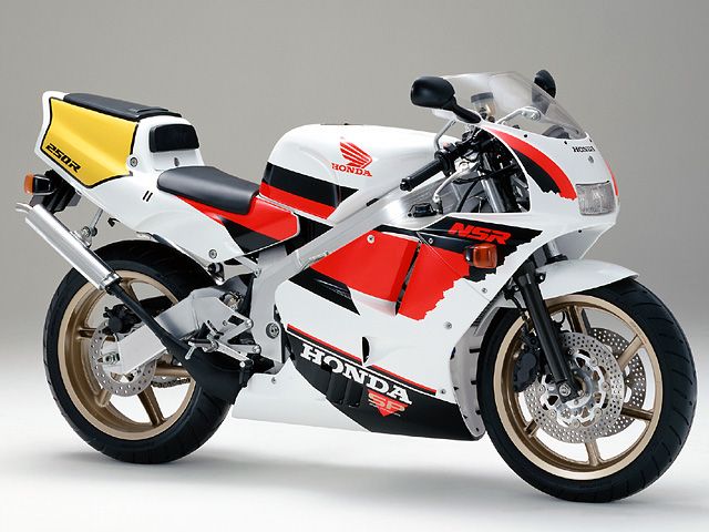 1990年 NSR250R SP (カタログメイン)
