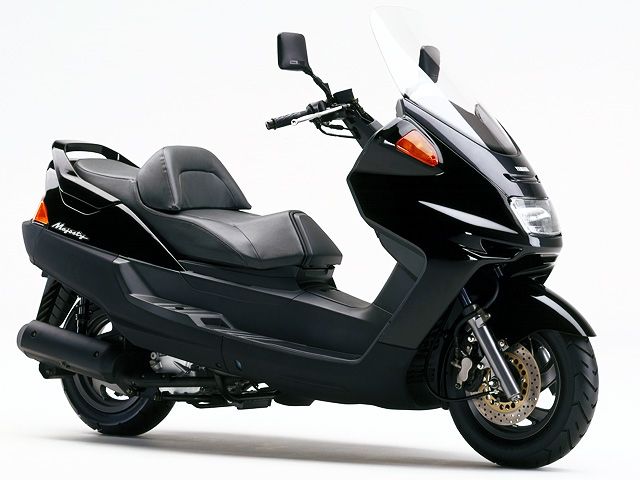 1995年 MAJESTY ブラック2(カタログメイン)
