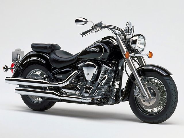 1999年 XV1600 Road Star ヤマハブラック(カタログメイン)