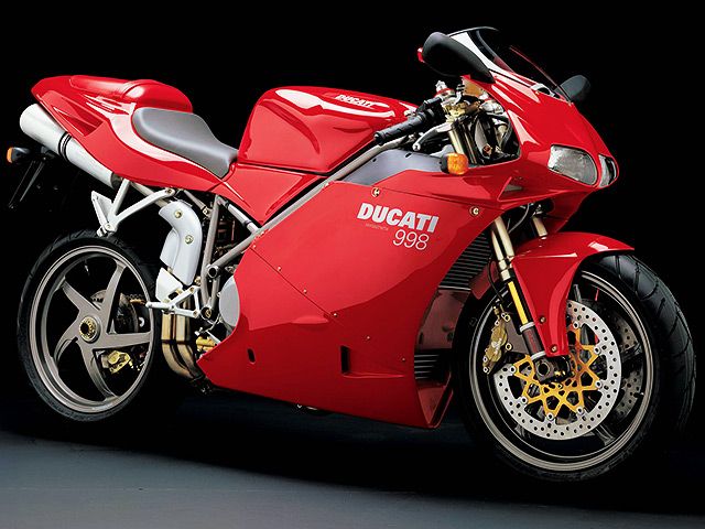 2002年 998 Biposto レッド(カタログメイン)