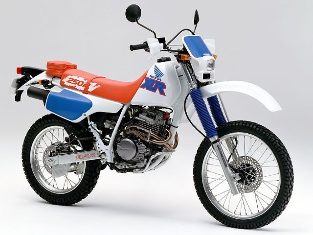 1991年 XLR250R シャスタホワイト(カタログメイン)