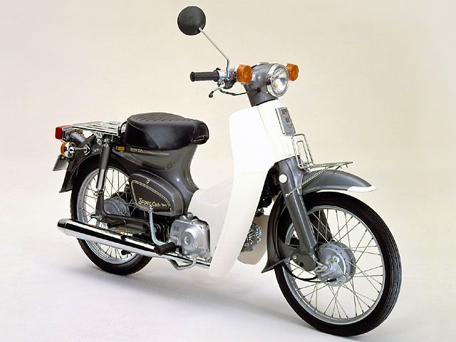 1981年 Super Cub 70 Deluxe (カタログメイン)
