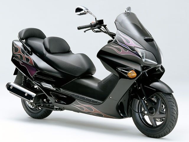 2003年 FORZA Type X Special ピュアブラック(カタログメイン)