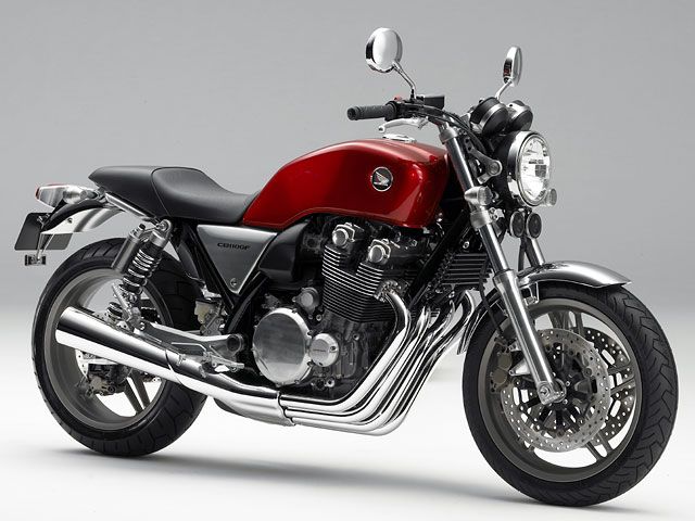 2007年 CB1100F Concept Model (カタログメイン)