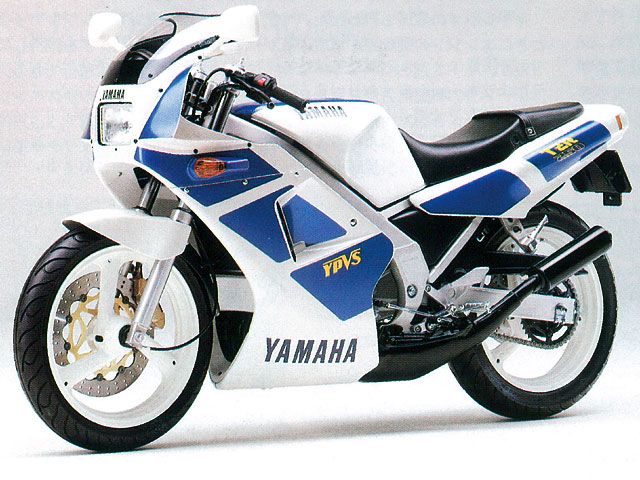 1988年 TZR250 シルキーホワイト/ソフィアブルー(カタログメイン)