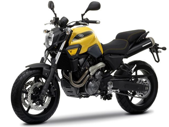 2009年 MT-03(660cc) (カタログメイン)