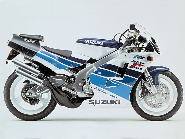 1990年 RGV250Γ SP (カタログメイン)