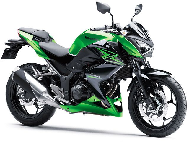 2015年 Z300 ABS キャンディフラットブレイズドグリーン×メタリックスパークブラック(カタログメイン)