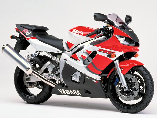 2000年 YZF-R6 (カタログメイン)