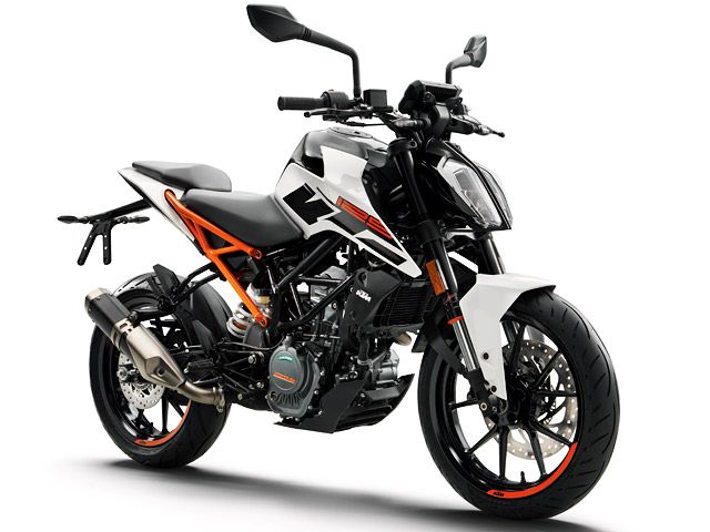 2018年 125DUKE ホワイト(カタログメイン)