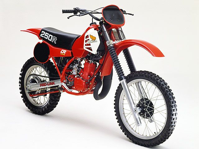 1981年 CR250R (カタログメイン)