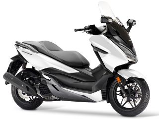 2018年 FORZA125Matt Pearl Cool White/Matt Cynos Grey Metallic