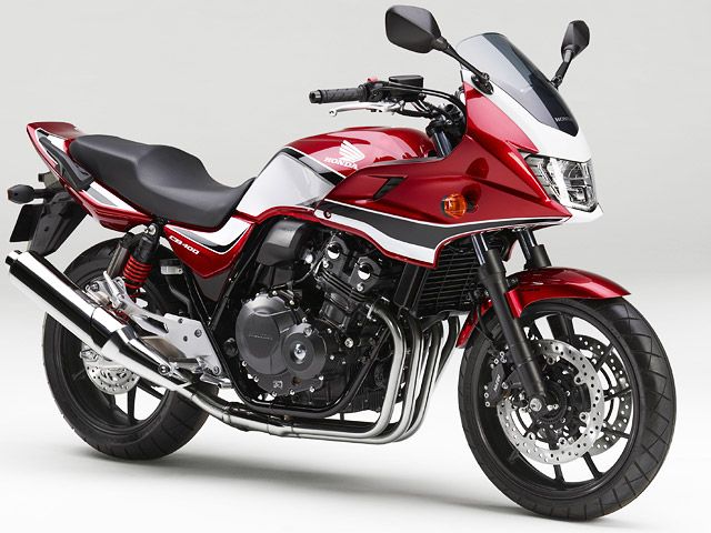 2018年 CB400 SUPER BOL D'OR ABS キャンディークロモスフィアレッド(カタログメイン)
