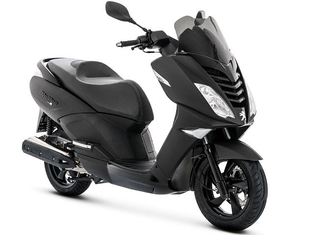 2018年 CityStar 125 BLACK EDITION マットブラック(カタログメイン)