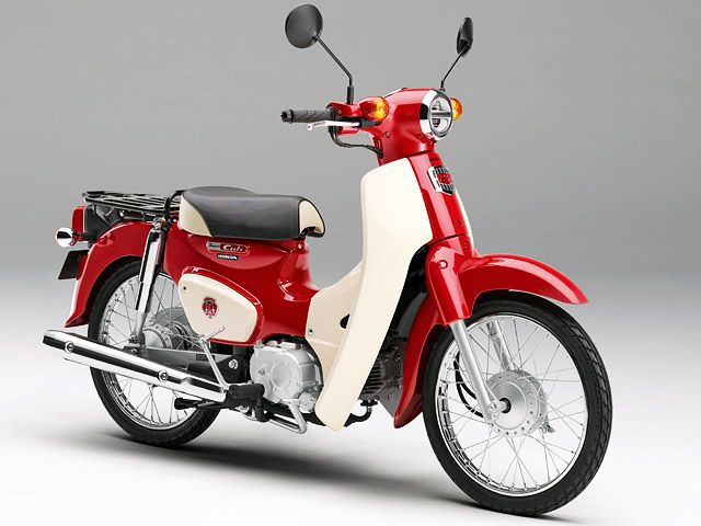 2019年 Super Cub 50 60周年アニバーサリー マグナレッド(カタログメイン)