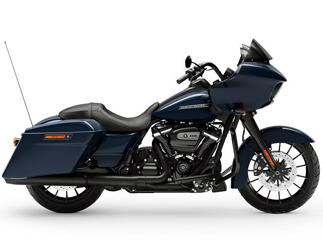 2019年 FLTRXS Road Glide Special (カタログメイン)