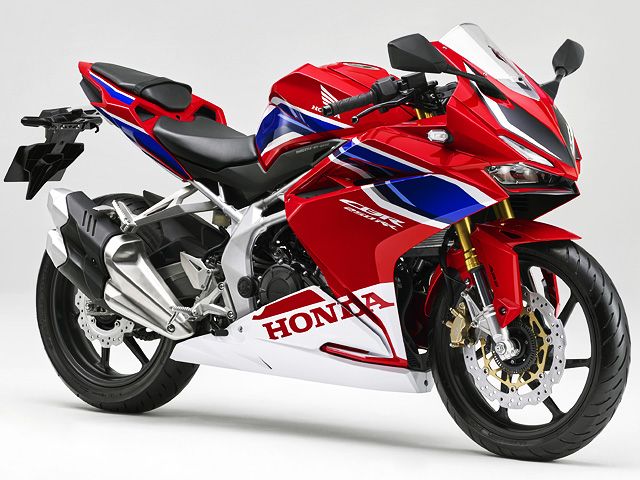 2019年 CBR250RR ABS グランプリレッド(ストライプ)(カタログメイン)