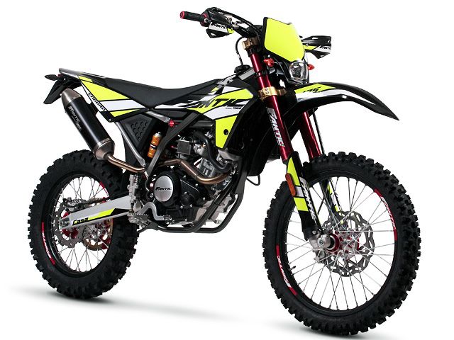 2019年 Enduro 125 CASA (カタログメイン)