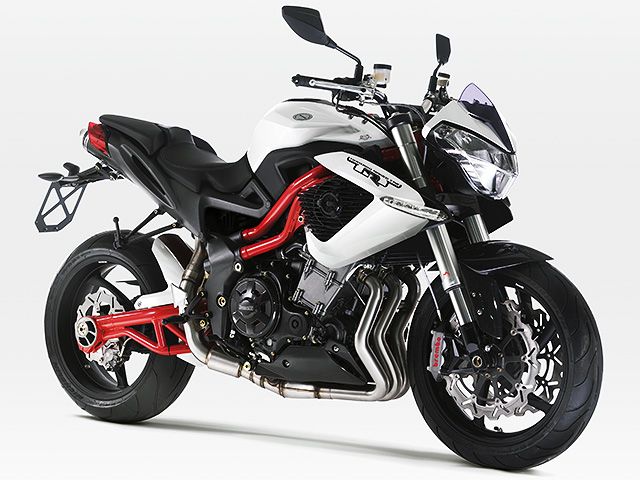 2015年 TNT1130R (カタログメイン)