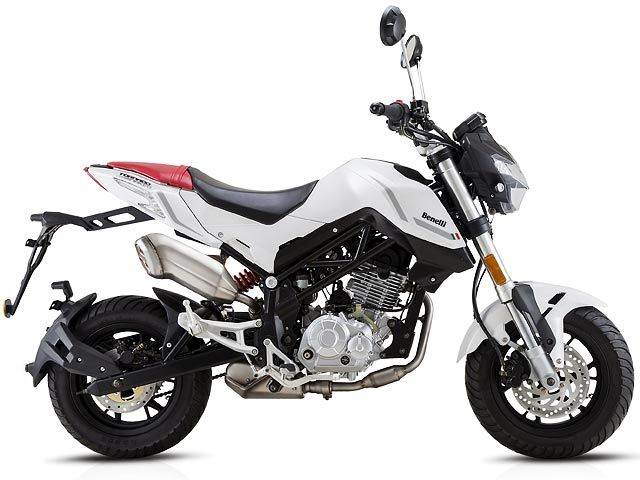 2016年 Tornado Naked T125 (カタログメイン)