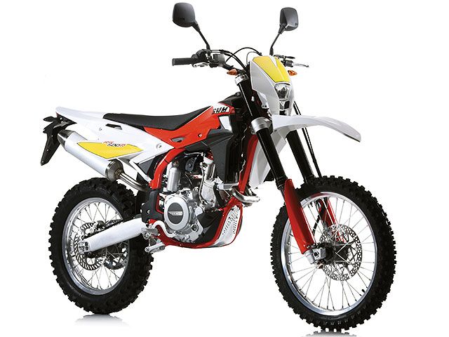 2016年 RS500R (カタログメイン)