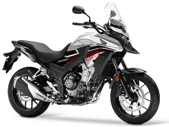 2018年 CB500X Force Silver Metallic(カタログメイン)