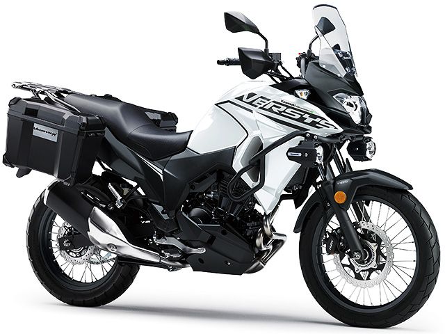 2020年 Versys-X 250 TOURER パールブリザードホワイト×メタリックマットカーボングレー(カタログメイン)