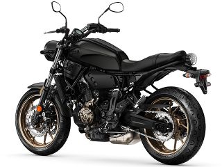 2020年 XSR700Tech Black(リアビュー)