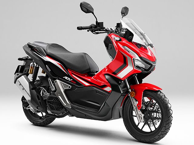 2020年 ADV150 ゲイエティーレッド(カタログメイン)