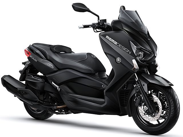 2015年 XMAX 400 MOMO DESIGN (カタログメイン)