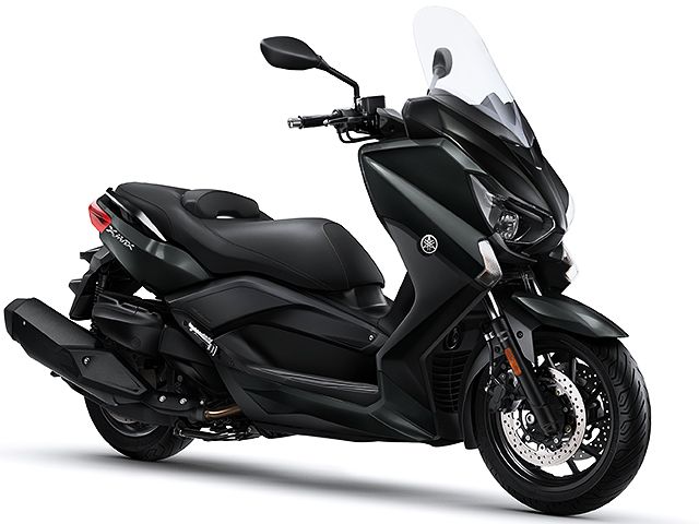 2017年 XMAX 400 (カタログメイン)